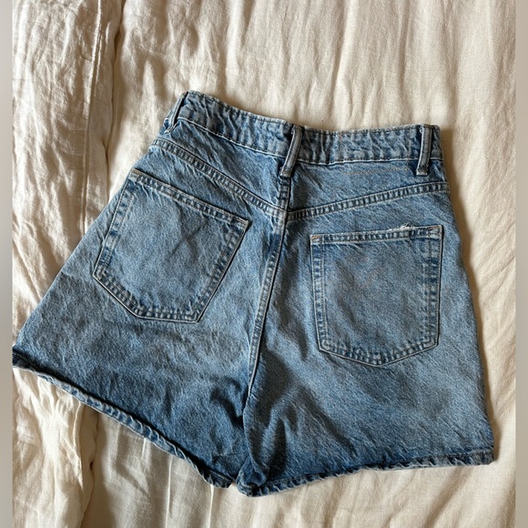 Zara Jeans Shorts - Picture 2 of 7